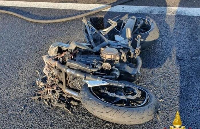 Nach Kollision fängt Motorrad Feuer, ein Zentaur stirbt: Drama auf der SS195 | Nachricht
