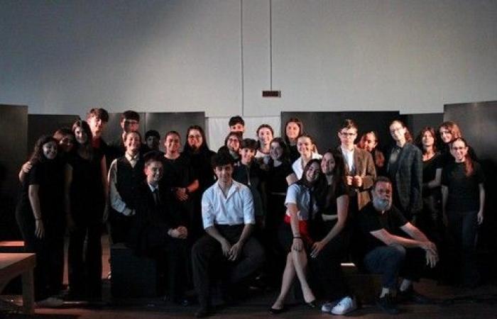 Drei erste Preise für die Cambridge-Drama-Schüler der „Einstein“ Scientific High School in Molfetta