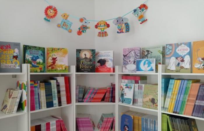 große Vorfreude auf die Eröffnung der ersten unabhängigen Kinder- und Jugendbuchhandlung –