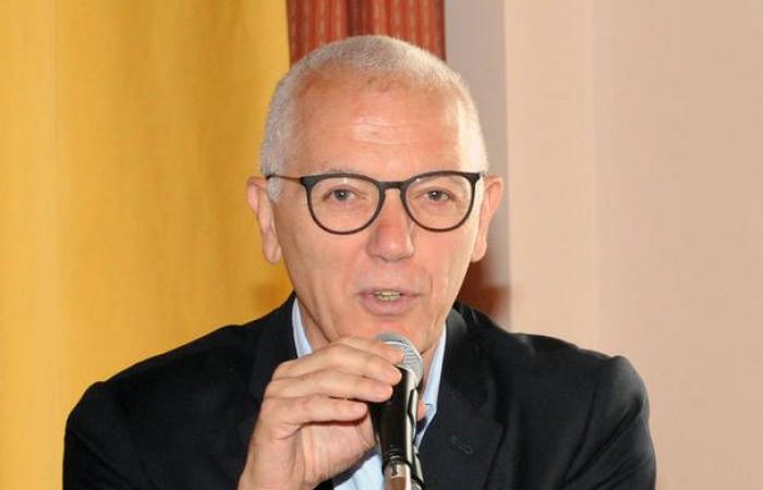 Sergio Segato, Leiter der Gastroenterologie in Varese, gegen das Dekret zur Kürzung der Wartelisten: „Zum Scheitern verurteilt“