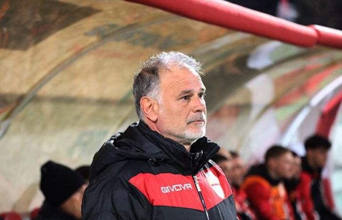 Giacomo Modica wurde erneut als Messina-Trainer für die Saison 2024-2025 bestätigt
