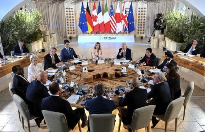 G7, die Flaggenzeremonie verzaubert die Gäste von Borgo Egnazia