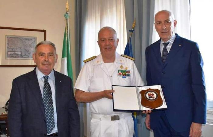 Solide Zusammenarbeit zwischen der Capitaneria von Neapel und dem Collegio Capitani