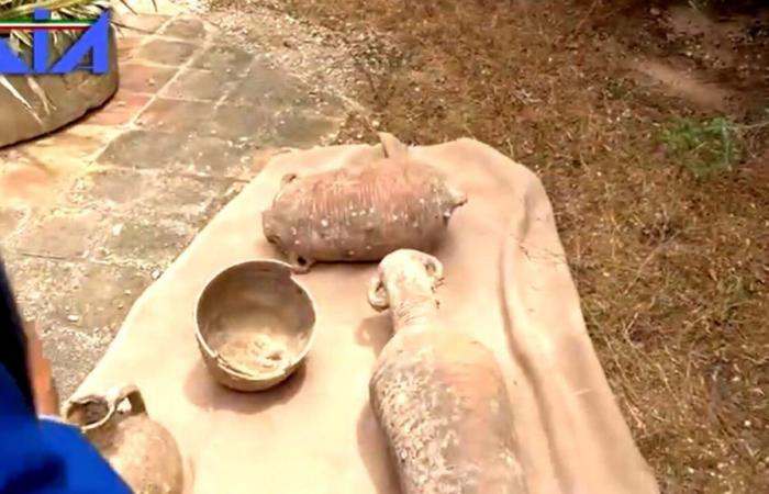 Amphoren aus der Römerzeit, beschlagnahmt von einem Menschenhändler, der mit Matteo Messina Denaro in Verbindung steht