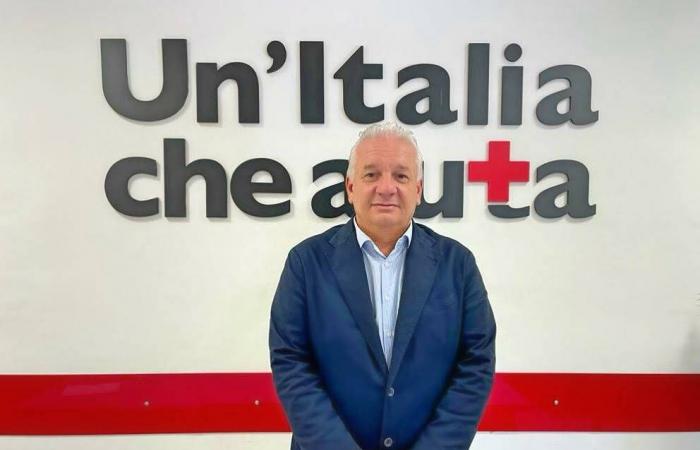 Maximal zwei Amtszeiten für die Präsidentschaft des Roten Kreuzes: De Angelis wird durch einen Kommissar ersetzt