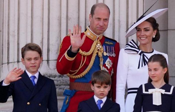 Bei der Parade für König Charles kehrt Prinzessin Kate in voller Farbenpracht zum Publikum zurück