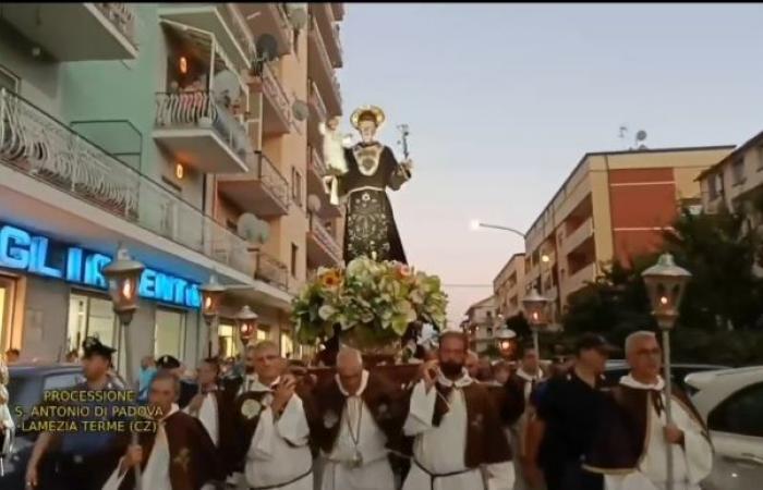 Lamezia verfolgten über zwanzigtausend Nutzer die Live-Übertragung der Prozession des Heiligen Antonius –