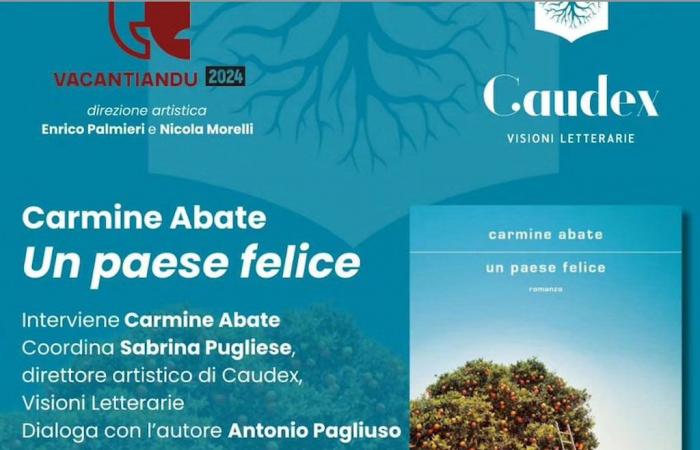 Lamezia, Carmine Abate präsentiert „Ein glückliches Land“ im Grandinetti-Theater für die Literaturrezension „Caudex Visione“.