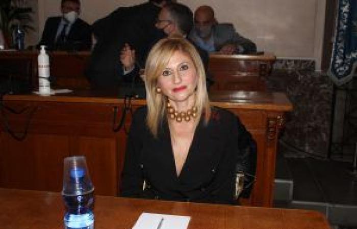 „Crolla De Luca, die Demokratische Partei ist die einzige Alternative“