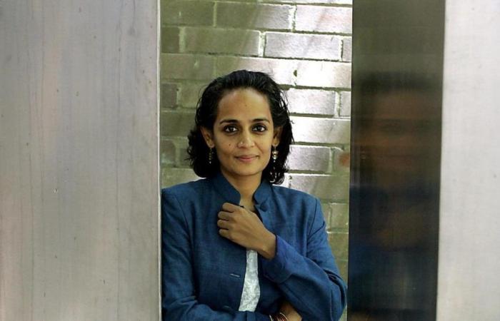 Arundhati Roy, die indische Schriftstellerin, wird wegen Terrorismus angeklagt: Für eine Verurteilung aus dem Jahr 2010 drohen ihr sieben Jahre Gefängnis