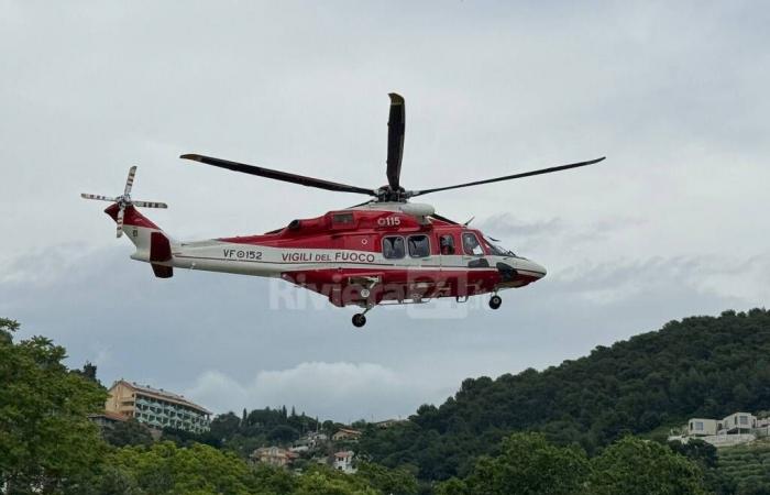 Helikopter-Rettungsdienst der ligurischen Feuerwehr, die Gewerkschaft: „Pilotenmangel, Gebiet von Ventimiglia bis Latium unverteidigt“