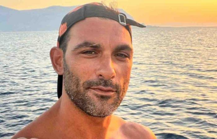 Francesco Arca ist nicht wiederzuerkennen, das Leben wird durch ihn auf den Kopf gestellt: Wie er heute gezwungen ist, seinen Lebensunterhalt zu verdienen