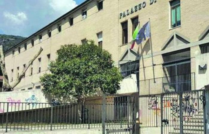 Heiliger Agapito. Aufnahme von Migranten, verurteilt Di Pilla
