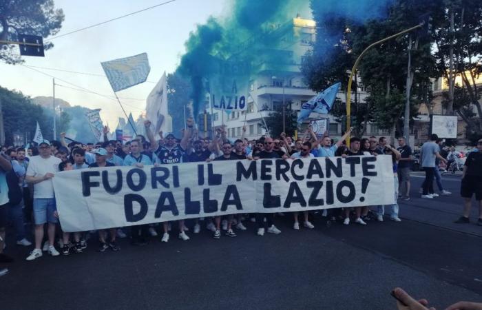 Lazio, die Pressemitteilung von Curva Nord. Die Anfragen an Lotito und die Fans