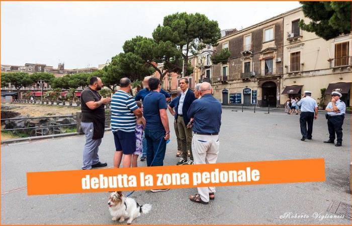 Catania. Die Piazza Federico di Svevia wurde zur Fußgängerzone, das neue Leben der Gegend hat begonnen – siracusa2000.com