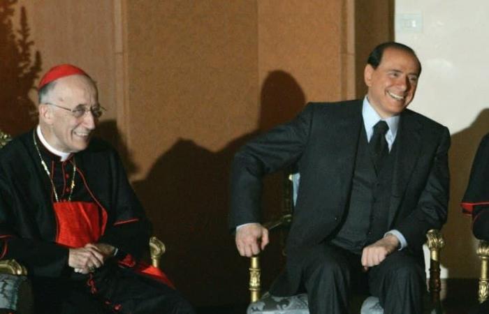 Bitte des ehemaligen Präsidenten Scalfaro an Kardinal Camillo Ruini: „Er hat mich gebeten, Berlusconi zu stürzen“