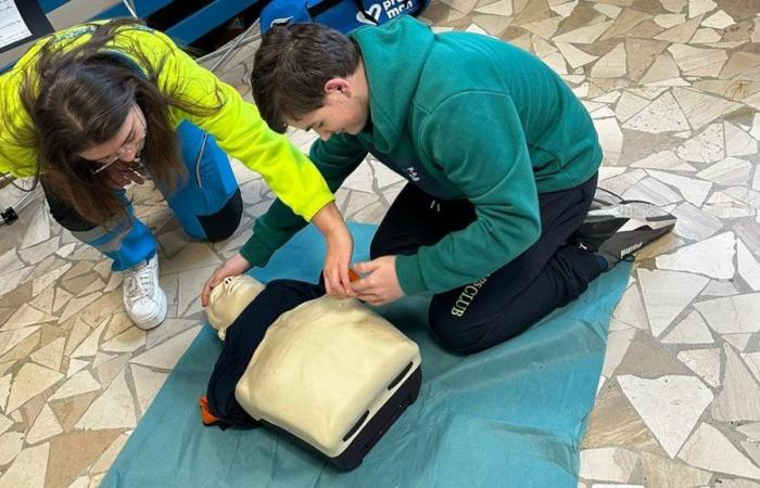 „An der Rettungsschule“ trainierten 1.400 Schüler für Notfälle in Livorno. Die teilnehmenden Schulen