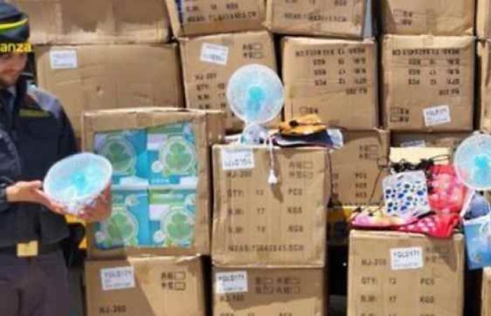 Bari: Seit Anfang 2024 wurden rund 4 Millionen unsichere Produkte beschlagnahmt