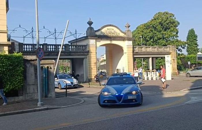 Die Staatspolizei von Udine führte fünf Vorsichtsmaßnahmen gegen ebenso viele ausländische Minderjährige durch, die an den schweren Ereignissen in Vicolo Brovedan – Polizeipräsidium Udine beteiligt waren