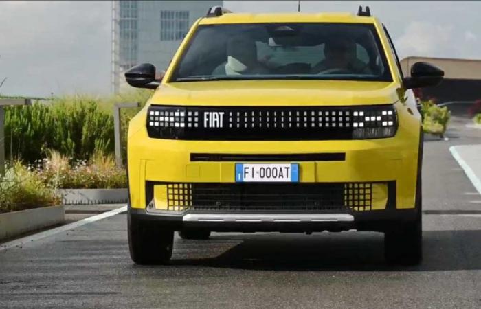 Der neue Fiat Grande Panda zum Preis des Pandina? Welche Wahl werden die Italiener treffen?