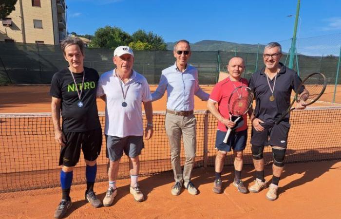Eine Tennisfeier zum Gedenken an Sabrina Cruciani