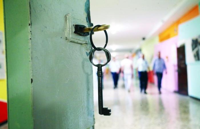 Varese, Strafverteidiger vor Ort, um Selbstmorde in Zellen zu stoppen: „Es ist keine Zeit mehr“