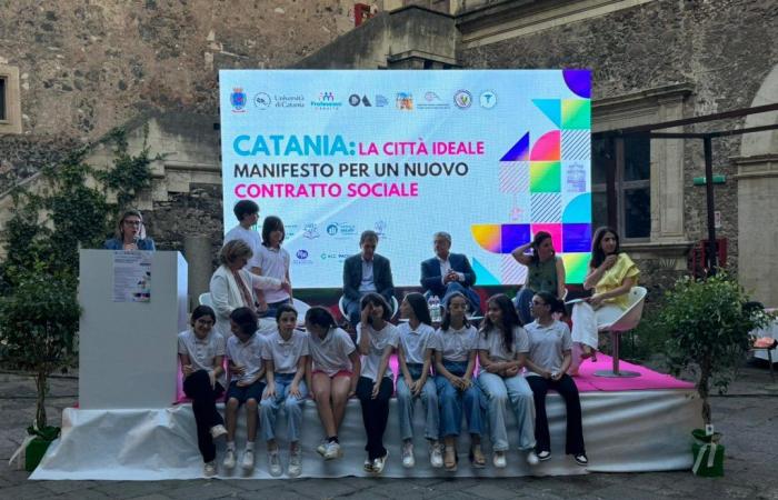 Fachleute im Dienste der Bürger: im „idealen Catania“ eine Wandertour durch alle Stadtteile