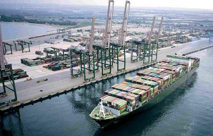 Taranto, parteiübergreifender Pakt bei der AS zur Rettung von 450 Hafenbetreibern: Die Entschädigung kommt