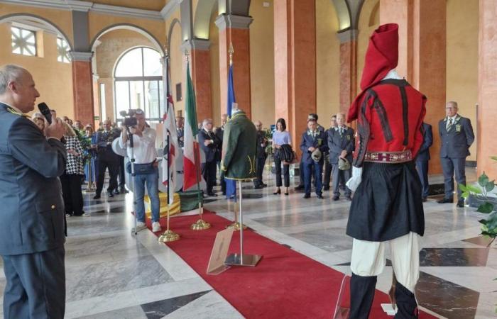 Die 250-jährige Geschichte der Guardia di Finanza, die Ausstellung wurde in Cagliari La Nuova Sardegna eröffnet