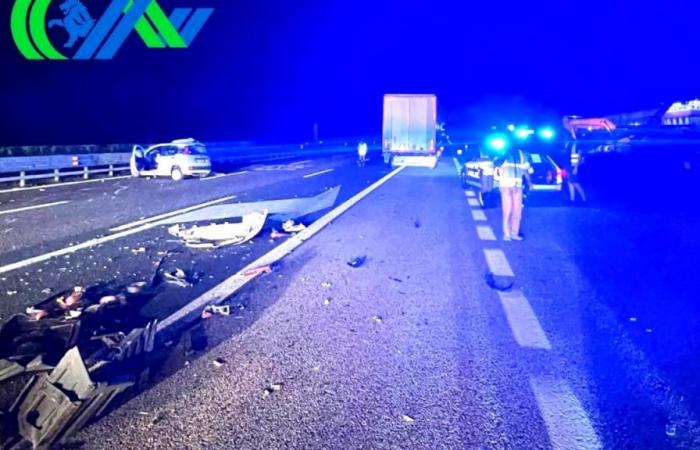 Unfall auf der Autobahn A4 in Arino am 19. Juni 2024, ein 20-jähriges Mädchen starb