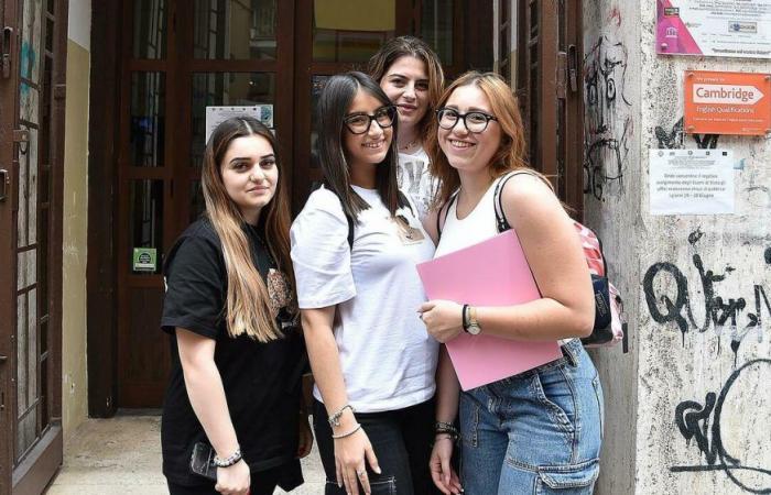 Salerno, Schüler suchen sich die Spuren von Montalcini und der Atombombe aus