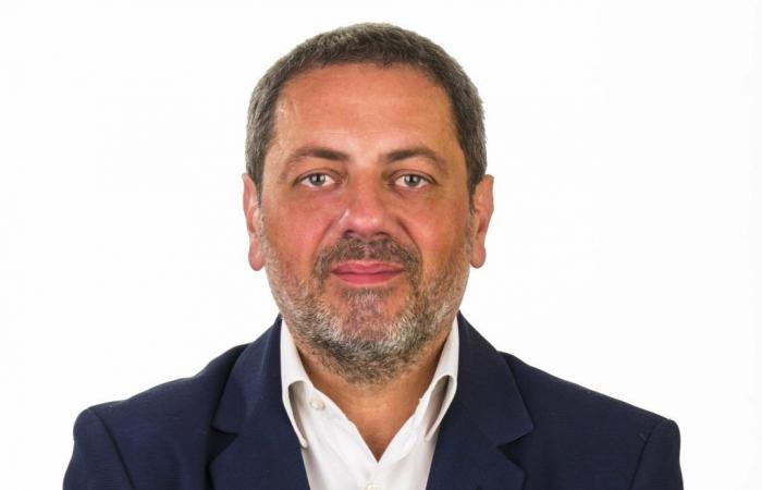 Aversa, angeblicher Verkauf. Der ehemalige Präsident der Romano-Versammlung verurteilt Martiniello, den Kandidaten von Noi Aversani