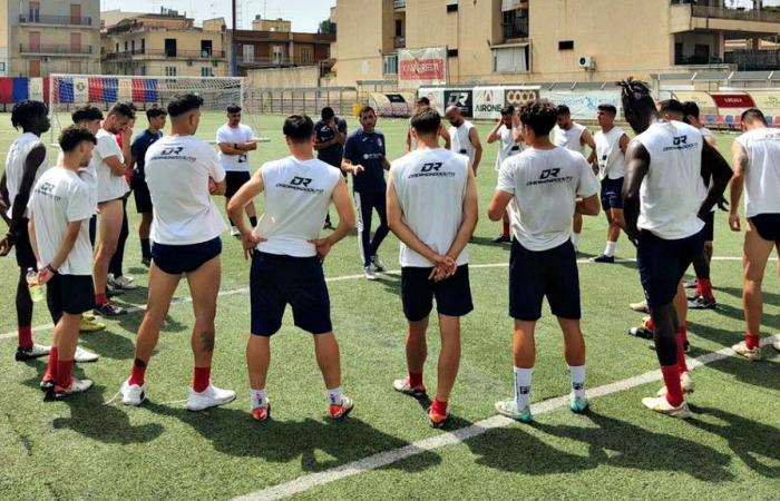 Modica: Gestern das letzte Training auf Sizilien, heute erreichte das Team Kampanien