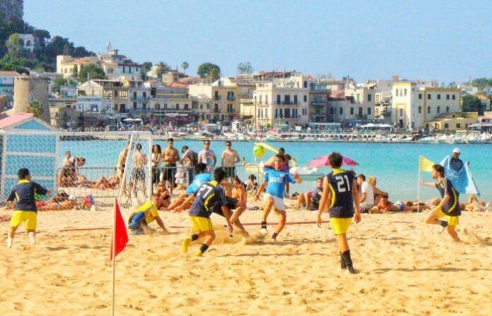 In Messina ist alles bereit für die 1. Etappe der regionalen Beach-Soccer-Meisterschaft, Nachrichtenagentur Italpress