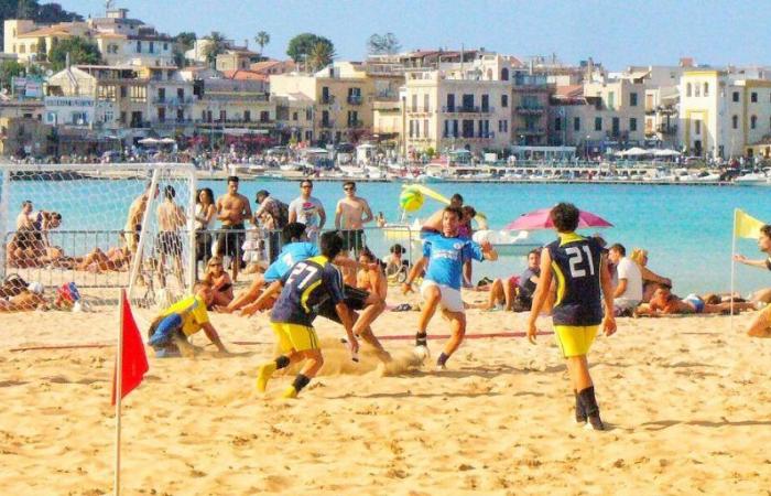 Messina: Die Beach-Soccer-Meisterschaft der Serie B „Sabbie di Sicilia“ hat begonnen