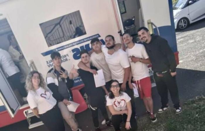Velletri – Avis Giovani Velletri, die Initiative zur Sensibilisierung für Blutspenden in örtlichen Instituten und Gymnasien ist abgeschlossen