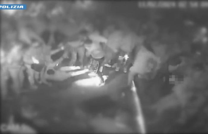 Die „Bande“, die in den Nachtclubs von Catania wahllos zusammengeschlagen hat, wurde gefasst: Wer sind die sechs verhafteten gewalttätigen Männer?