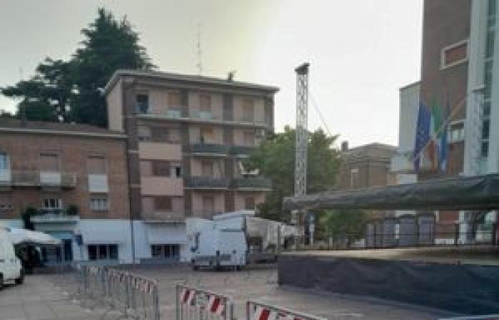 Anva Confesercenti Modena und Fiva Confcommercio lehnen die Erhöhung der Marktmiete der Gemeinde Maranello um 8 % ab