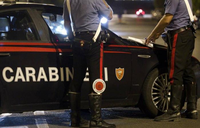 „Gib mir das Geld, oder ich zünde dich an“: Die Carabinieri haben einem Erpressungsversuch ein Ende gesetzt