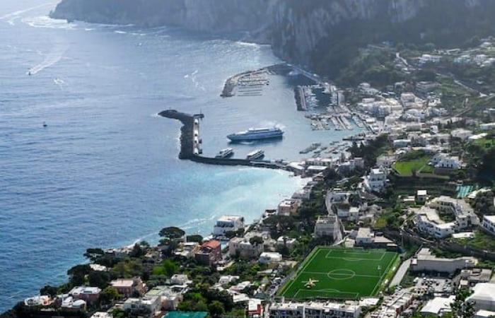 Capri ohne Wasser, Präfekt: „Störung behoben, Wasserversorgung um 20 Uhr wiederhergestellt“