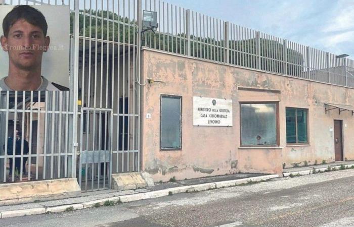 Umberto Reazione entkam mit einem Seil Il Tirreno aus dem Gefängnis von Livorno