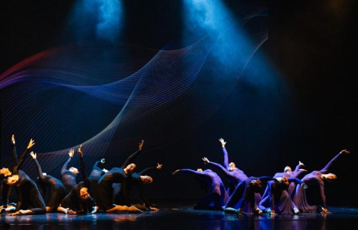 Zwischen Kunst und Leidenschaft: die erste kluge Show der Tanzschule Coreutica