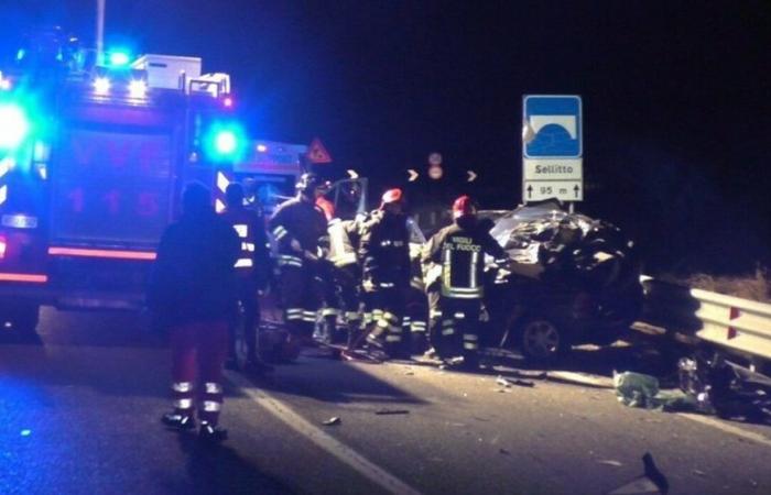 Atena Lucana, drei Freunde kamen bei dem Unfall ums Leben: Der LKW-Fahrer wurde verurteilt