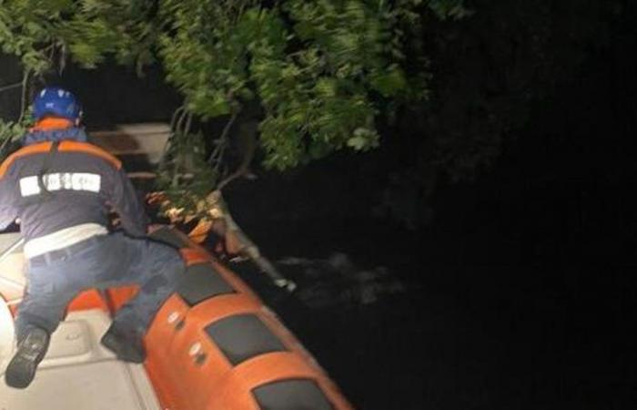 Schlechtes Wetter, starker Wind und Wellen am Comer See: 45 Menschen gerettet. Erdrutsche und Überschwemmungen in Venetien und Trentino