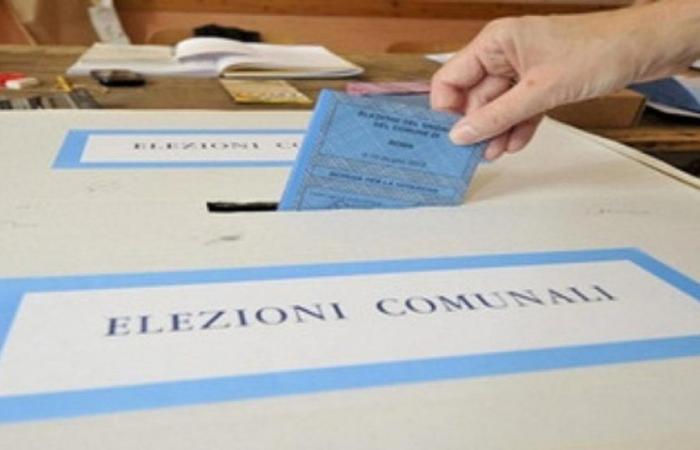 von Florenz nach Bari und Perugia, wo abgestimmt wird, Zeiten und Kandidaten