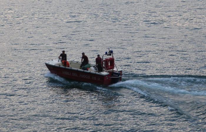 Wind und Wellen auf dem Comer See, gestrandete oder beschädigte Boote: 45 Menschen gerettet