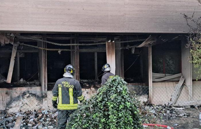 Ravenna, der Brand in der Don Minzoni-Schule verursachte einen Schaden von 300.000 Euro