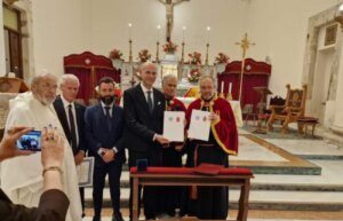 Reggio Calabria – Partnerschaft zwischen dem National Blue Institute und der Königlichen Erzbruderschaft der Heiligen Johannes des Täufers und des Evangelisten