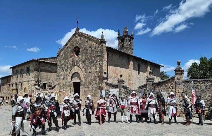 Magic: The Gathering – Assassin’s Creed, der Start des Universes Beyond-Sets wird in Monteriggioni gefeiert