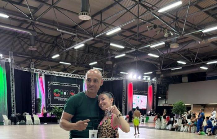Carol aus Melfi gewinnt den Titel der absoluten italienischen Meisterin im Tanzsport! Kompliment